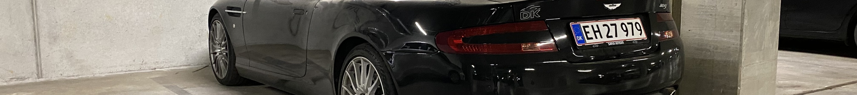 Aston Martin DB9 Volante