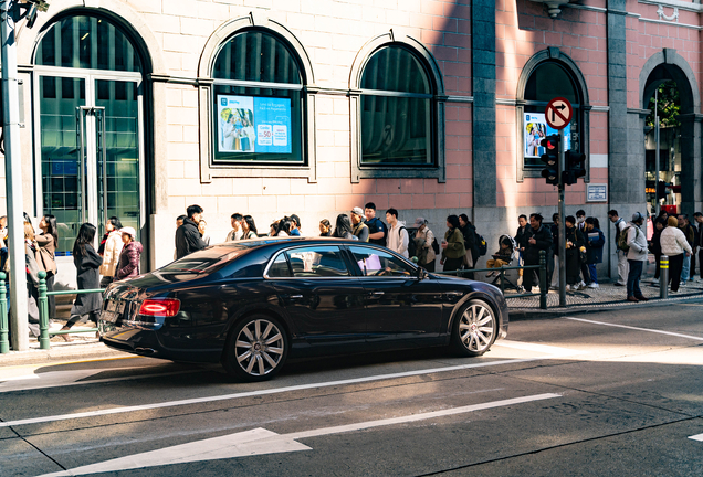 Bentley Flying Spur V8