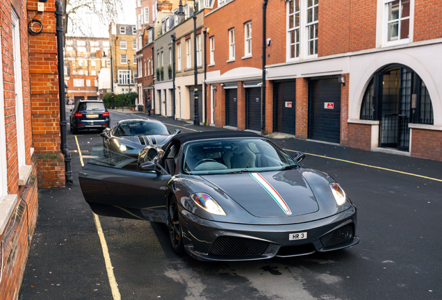 Ferrari Scuderia Spider 16M