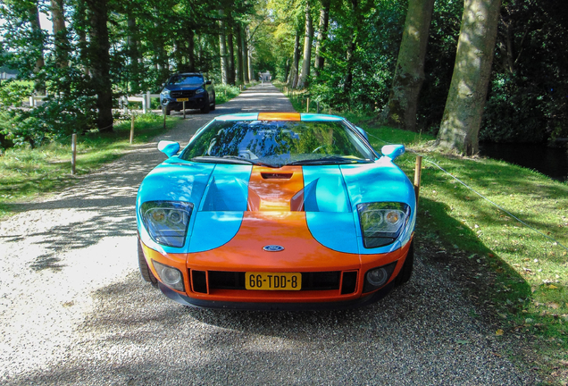 Ford GT