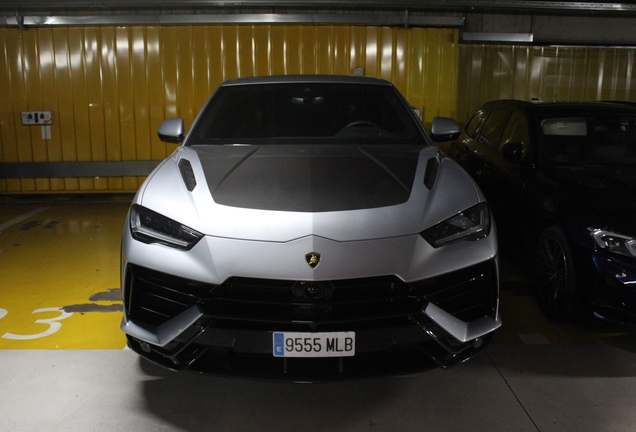 Lamborghini Urus Performante