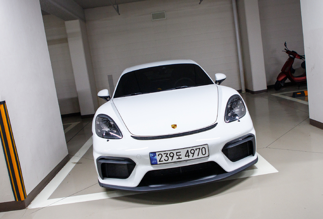 Porsche 718 Cayman GT4