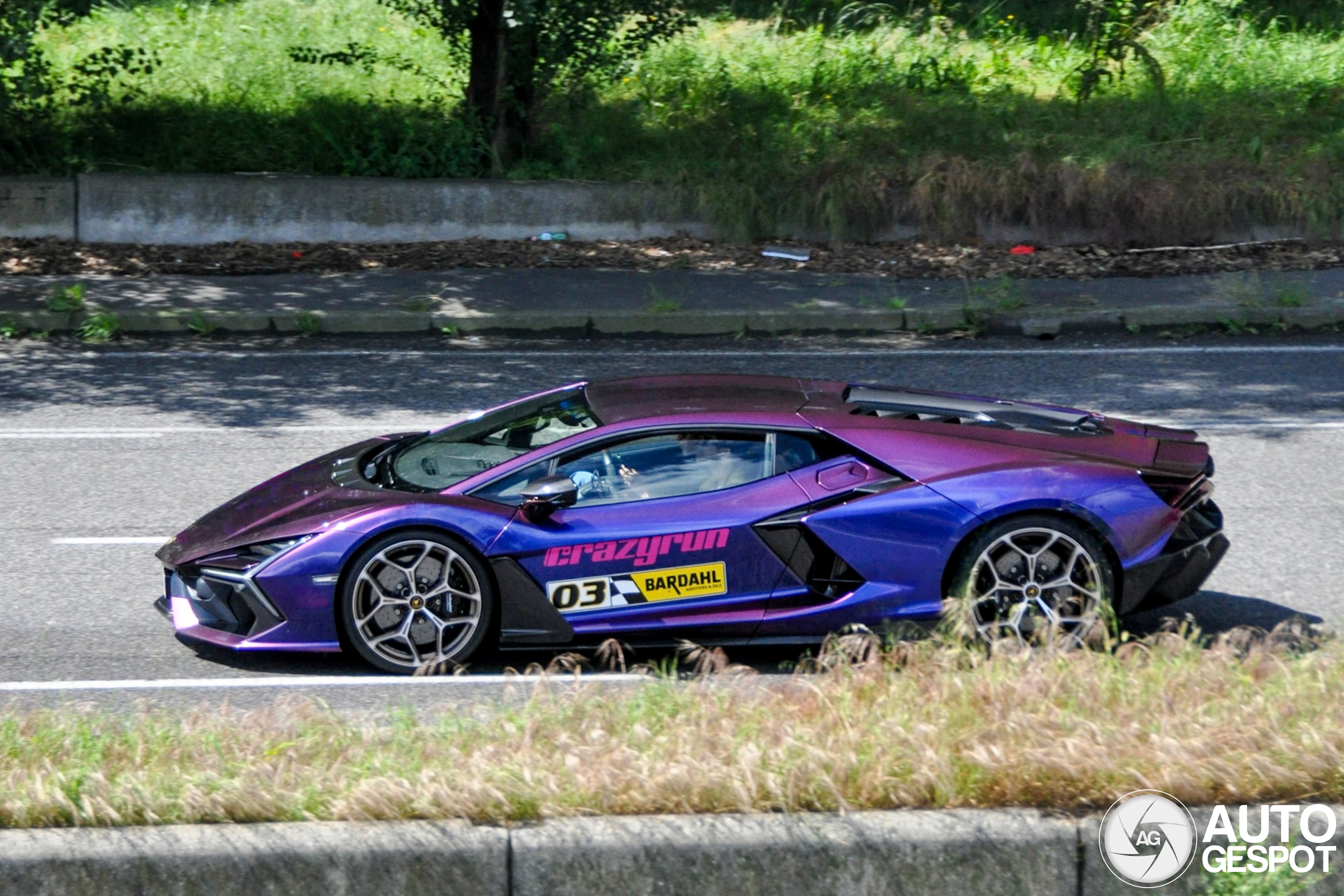 Lamborghini Revuelto