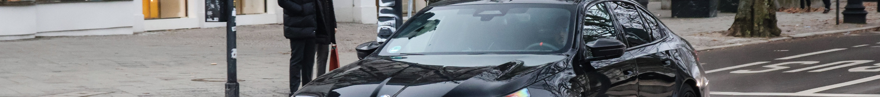 BMW M5 G90