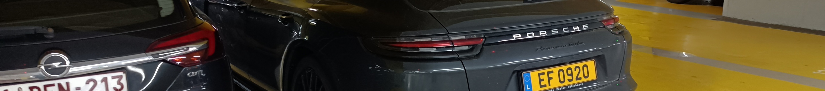 Porsche 971 Panamera Turbo Sport Turismo