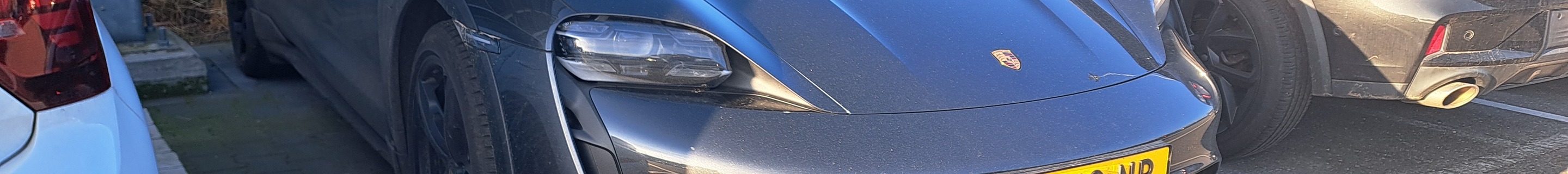 Porsche Taycan Turbo Cross Turismo