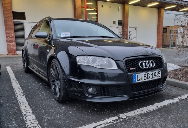Audi RS4 Avant B7