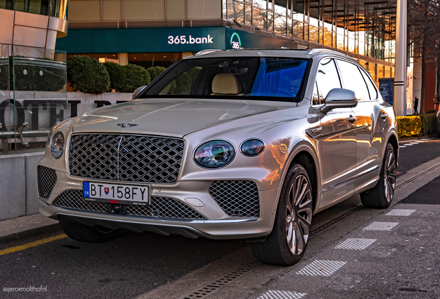 Bentley Bentayga EWB Mulliner