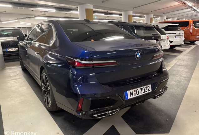 BMW M760e xDrive