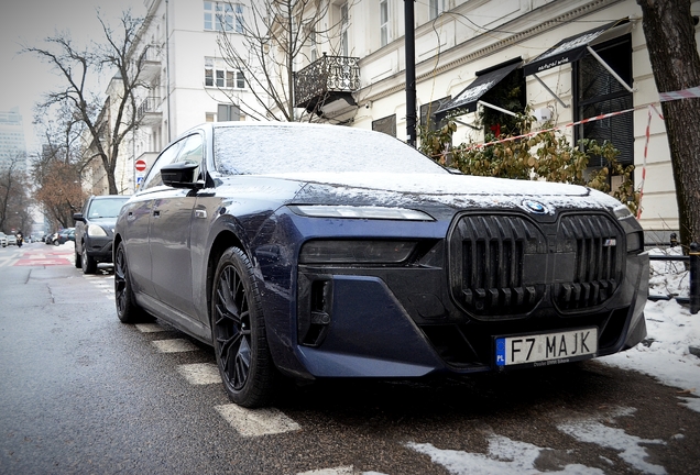 BMW M760e xDrive
