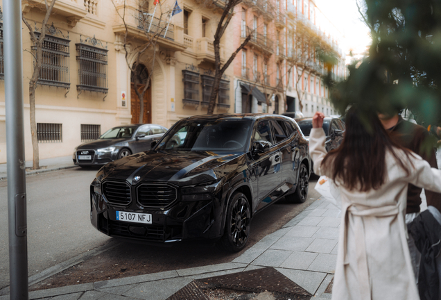 BMW XM G09