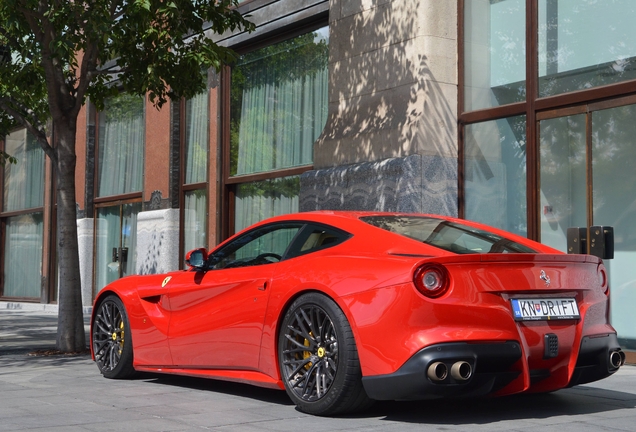Ferrari F12berlinetta