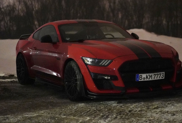 Ford Mustang GT 2015