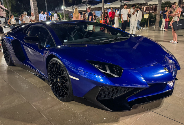Lamborghini Aventador LP750-4 SuperVeloce