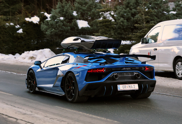Lamborghini Aventador LP770-4 SVJ