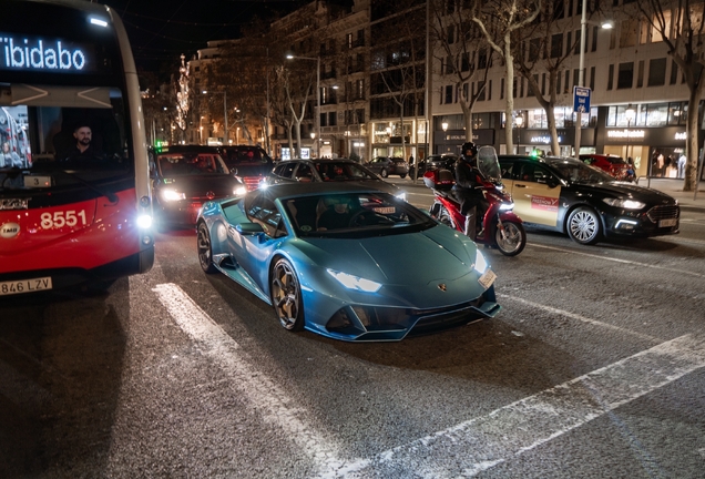 Lamborghini Huracán LP640-4 EVO Spyder
