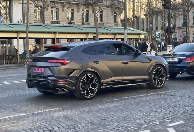 Lamborghini Urus Performante
