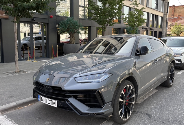 Lamborghini Urus S
