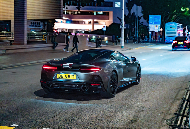 McLaren GT