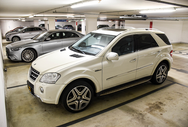 Mercedes-Benz ML 63 AMG W164 2009