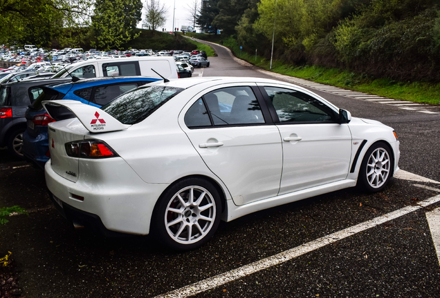 Mitsubishi Lancer Evolution X