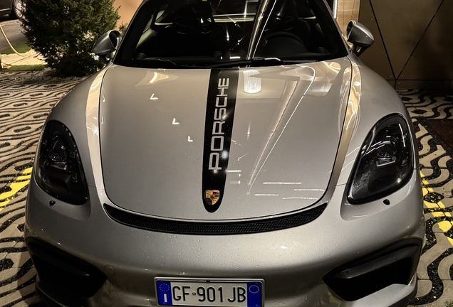 Porsche 718 Cayman GT4