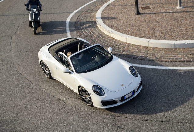 Porsche 991 Carrera 4S Cabriolet MkII