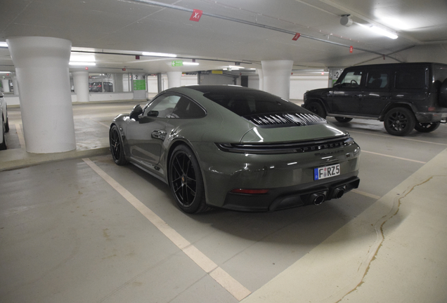 Porsche 992 Carrera 4 GTS MkII