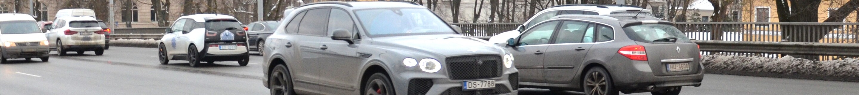 Bentley Bentayga V8 S 2024