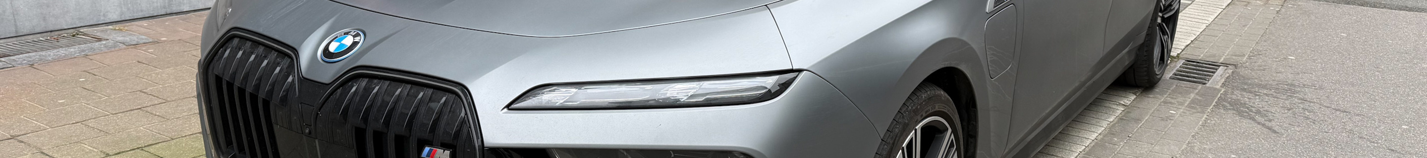 BMW M760e xDrive