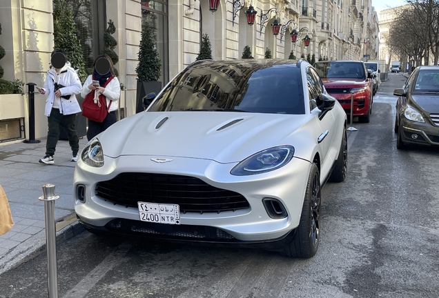 Aston Martin DBX