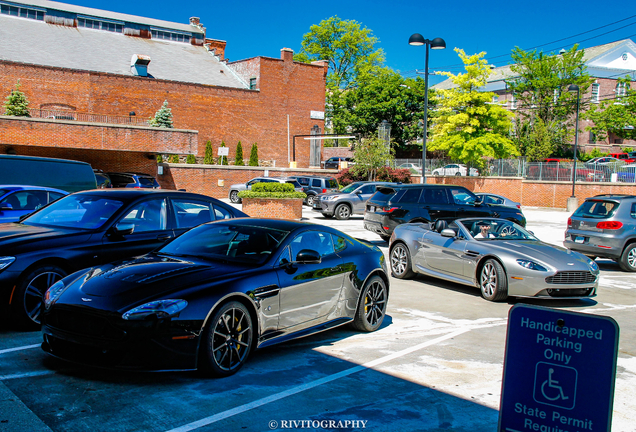 Aston Martin V12 Vantage S