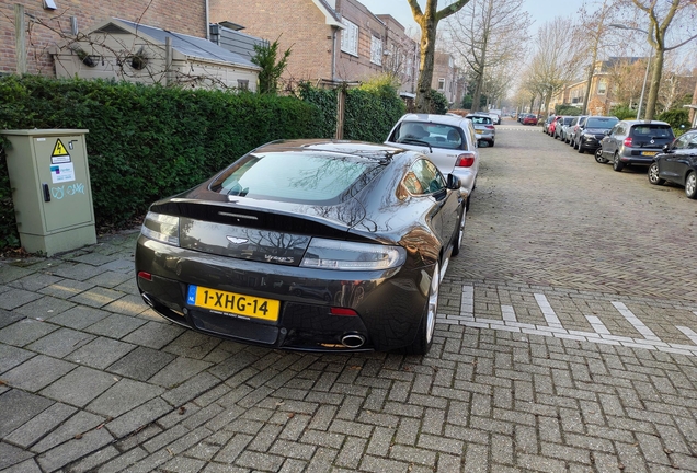 Aston Martin V8 Vantage S