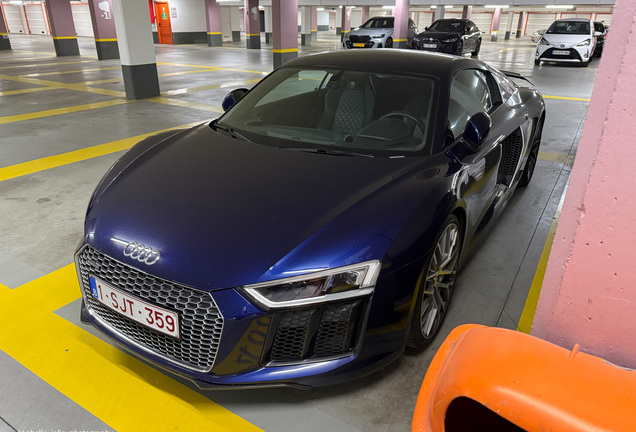 Audi R8 V10 Plus 2015