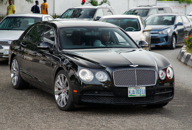 Bentley Flying Spur V8