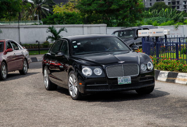 Bentley Flying Spur V8