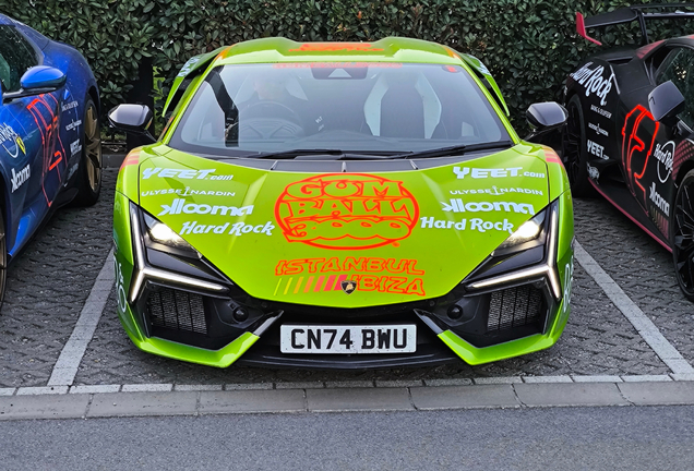 Lamborghini Revuelto