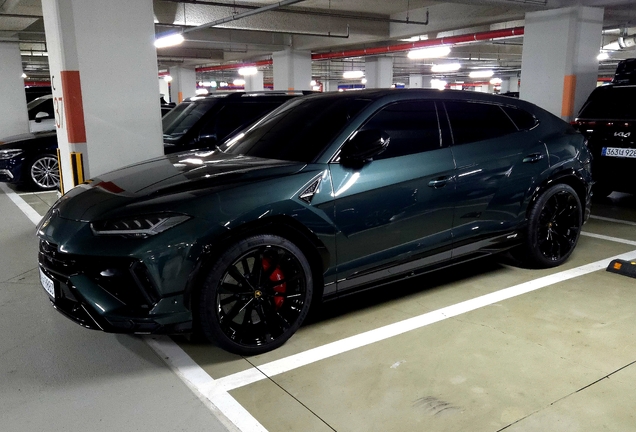 Lamborghini Urus S
