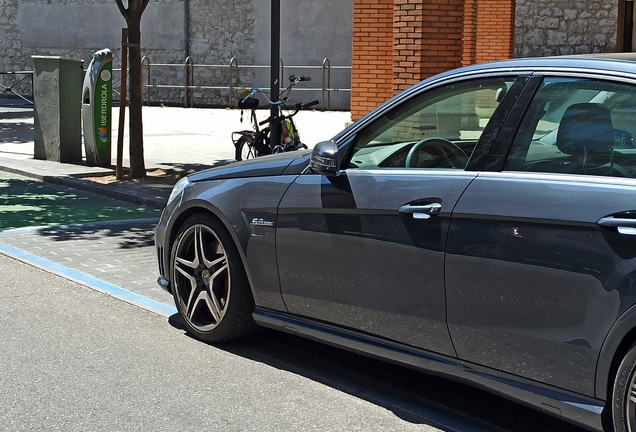 Mercedes-Benz E 63 AMG W212