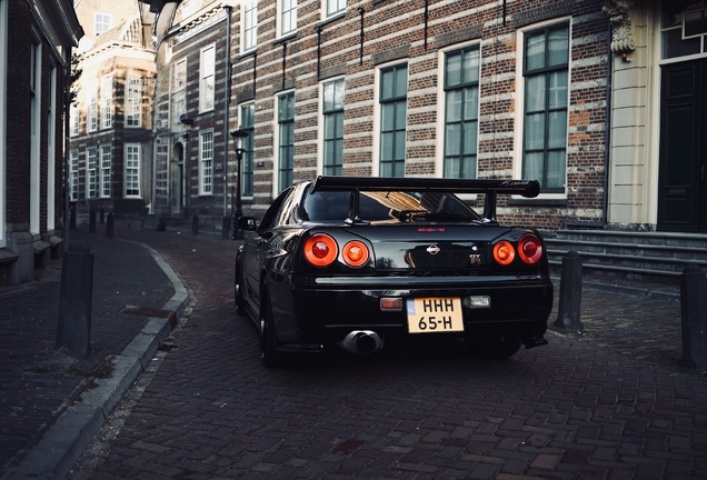 Nissan Skyline R34 GT-R