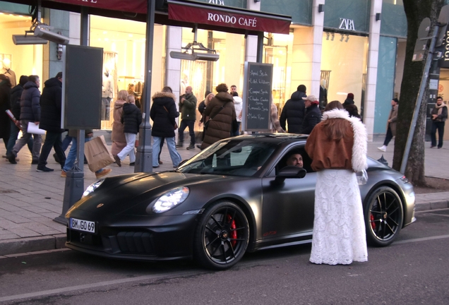 Porsche 992 Carrera GTS MkII