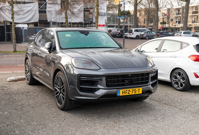 Porsche 9YA Cayenne Turbo E-Hybrid