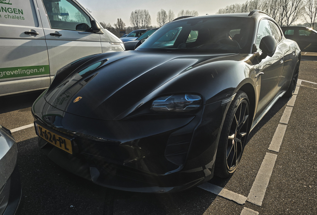 Porsche Taycan GTS Sport Turismo MkI