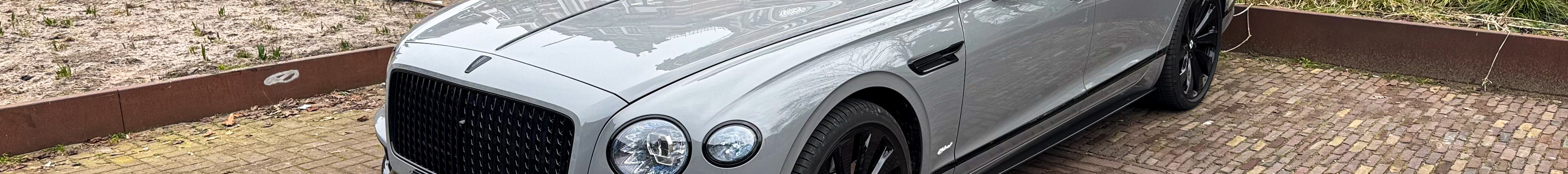 Bentley Flying Spur Hybrid