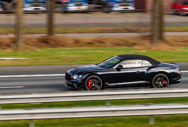 Bentley Continental GTC V8 2020