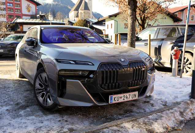 BMW M760e xDrive