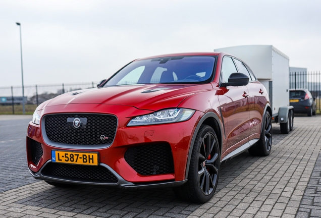 Jaguar F-PACE SVR