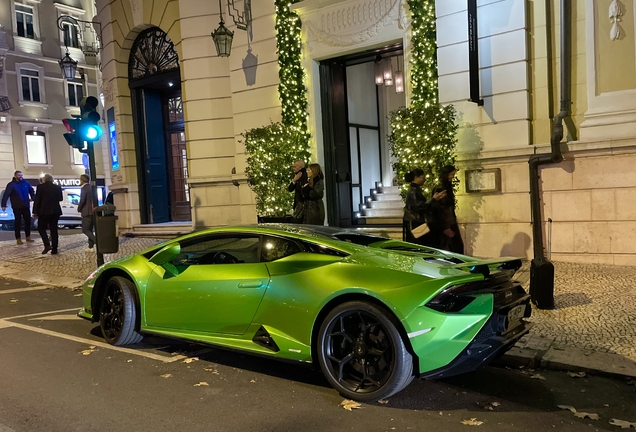 Lamborghini Huracán LP640-2 Tecnica