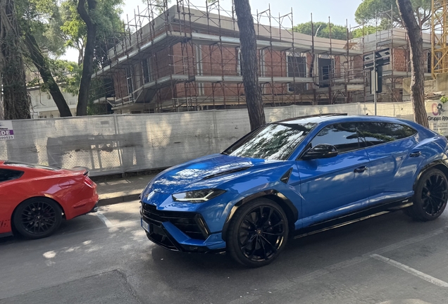 Lamborghini Urus S