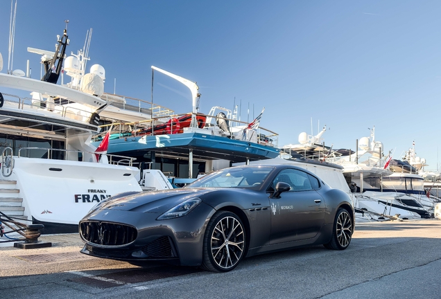 Maserati GranTurismo Modena 2023